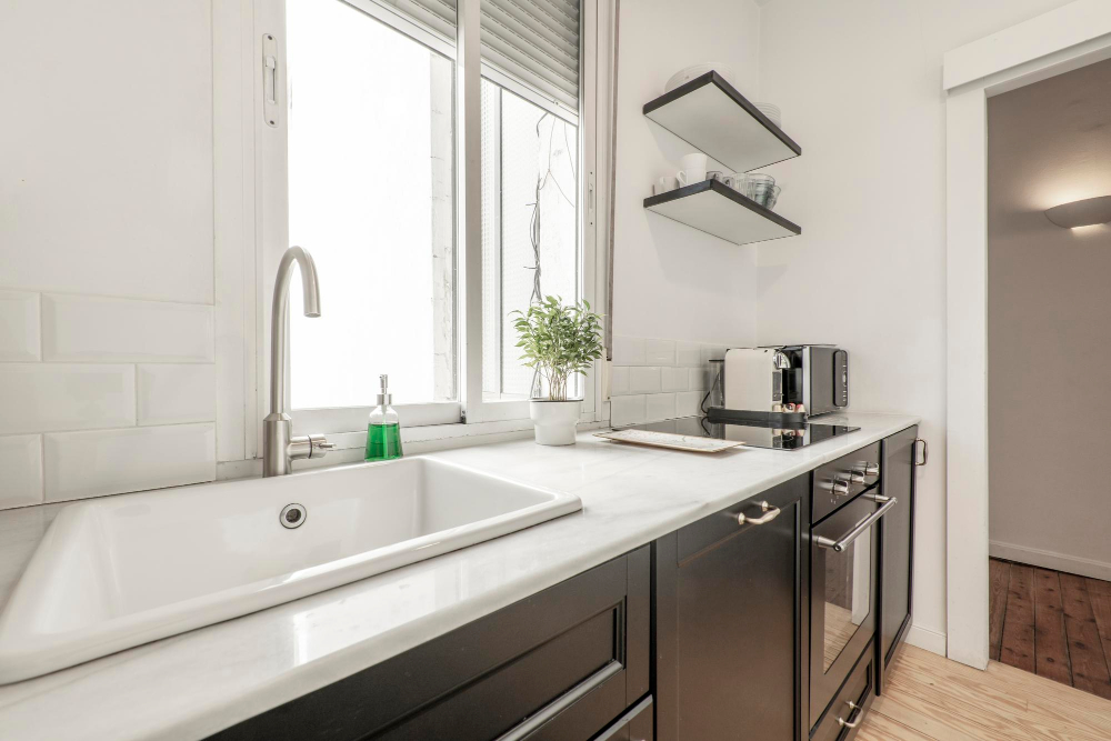 Porcelain Kitchen Sink white marble countertop