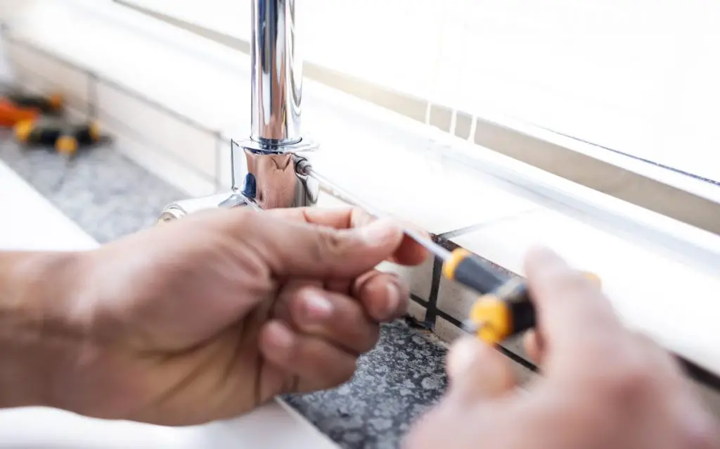 Tighten Faucet Handle Screws