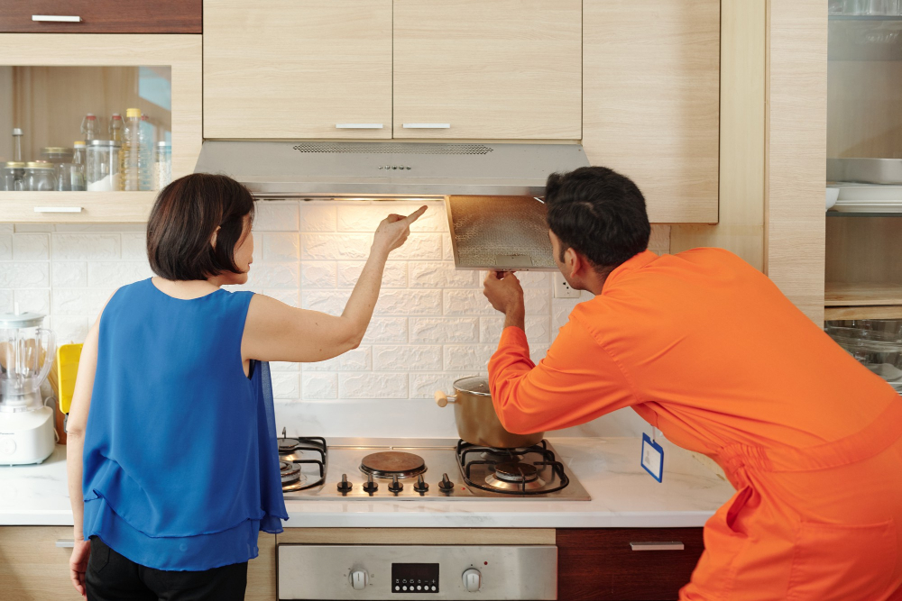 Benefits of Hiring a Certified Kitchen Hood Cleaner