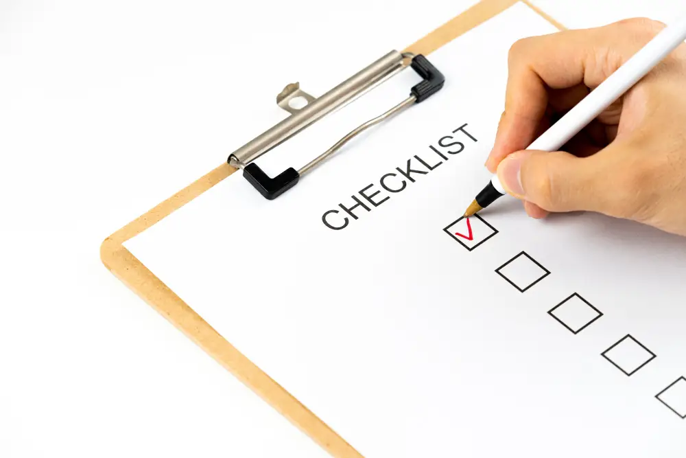 Create a Checklist of What You Need to Keep, Throw Away, Sell Online, or Donate