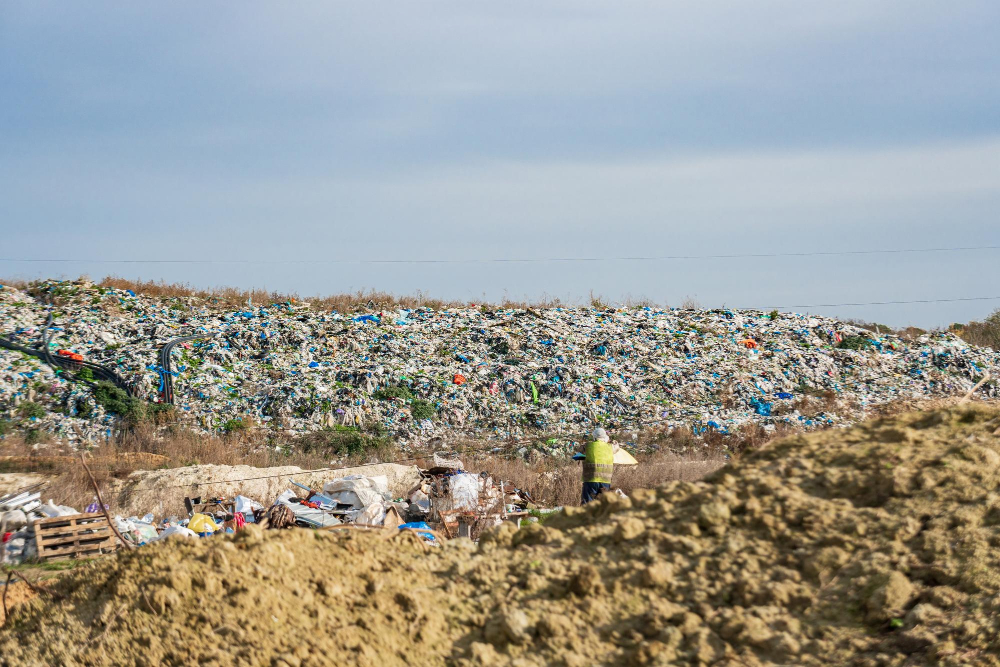 Impact On Landfills Garbage Trash Disposal Non Recycable