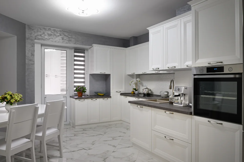 The Impact of White Cabinets On Flooring