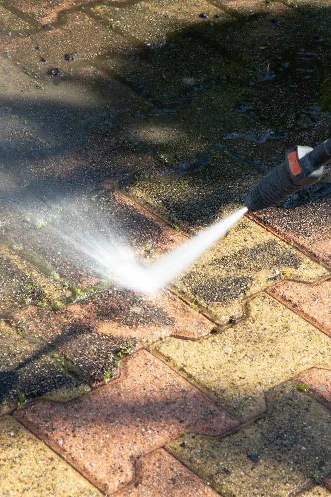 cleaning pavers hose down outdoor kitchen 
