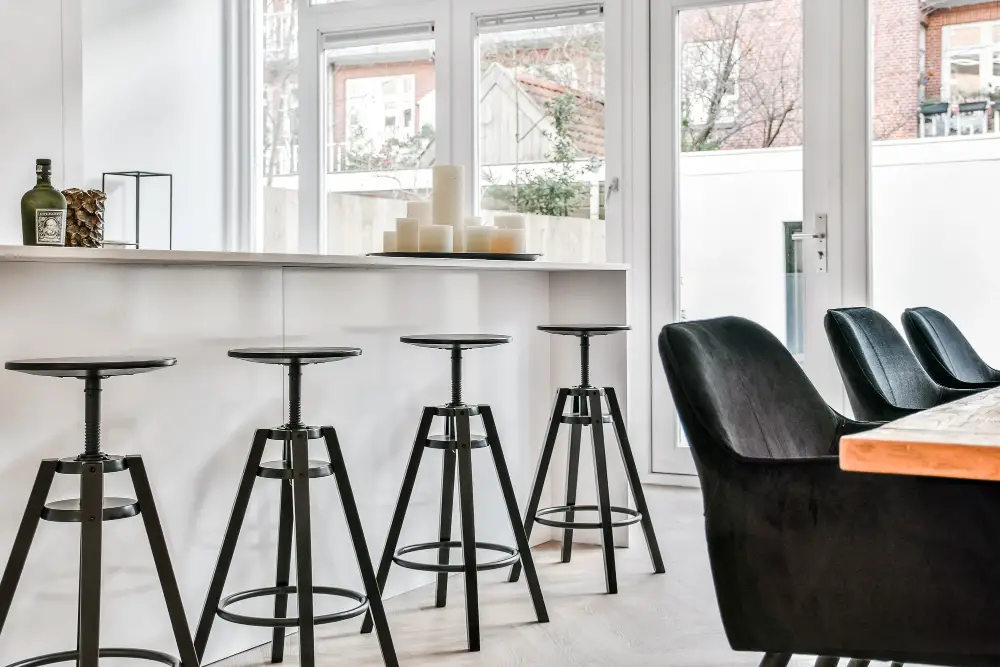 Handling Challenges When Bar Stools and Kitchen Chairs Don't Match Kitchen