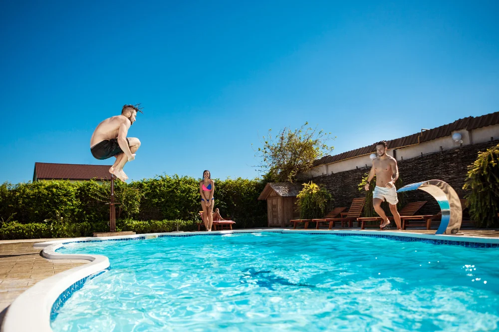 Modern Pool Shapes and Structures